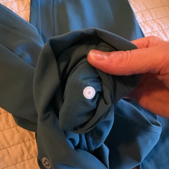 Lululemon Align High-Waisted Leggings - Picture 3 of 3